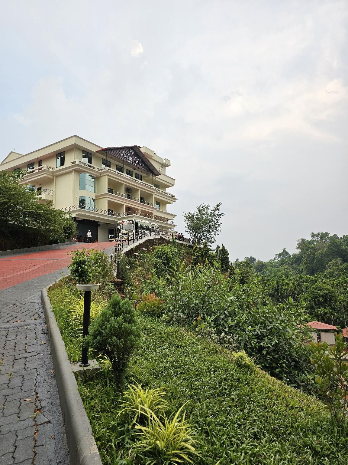 De Royale Montana Hotel & Resort