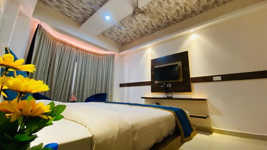 Premium Suite