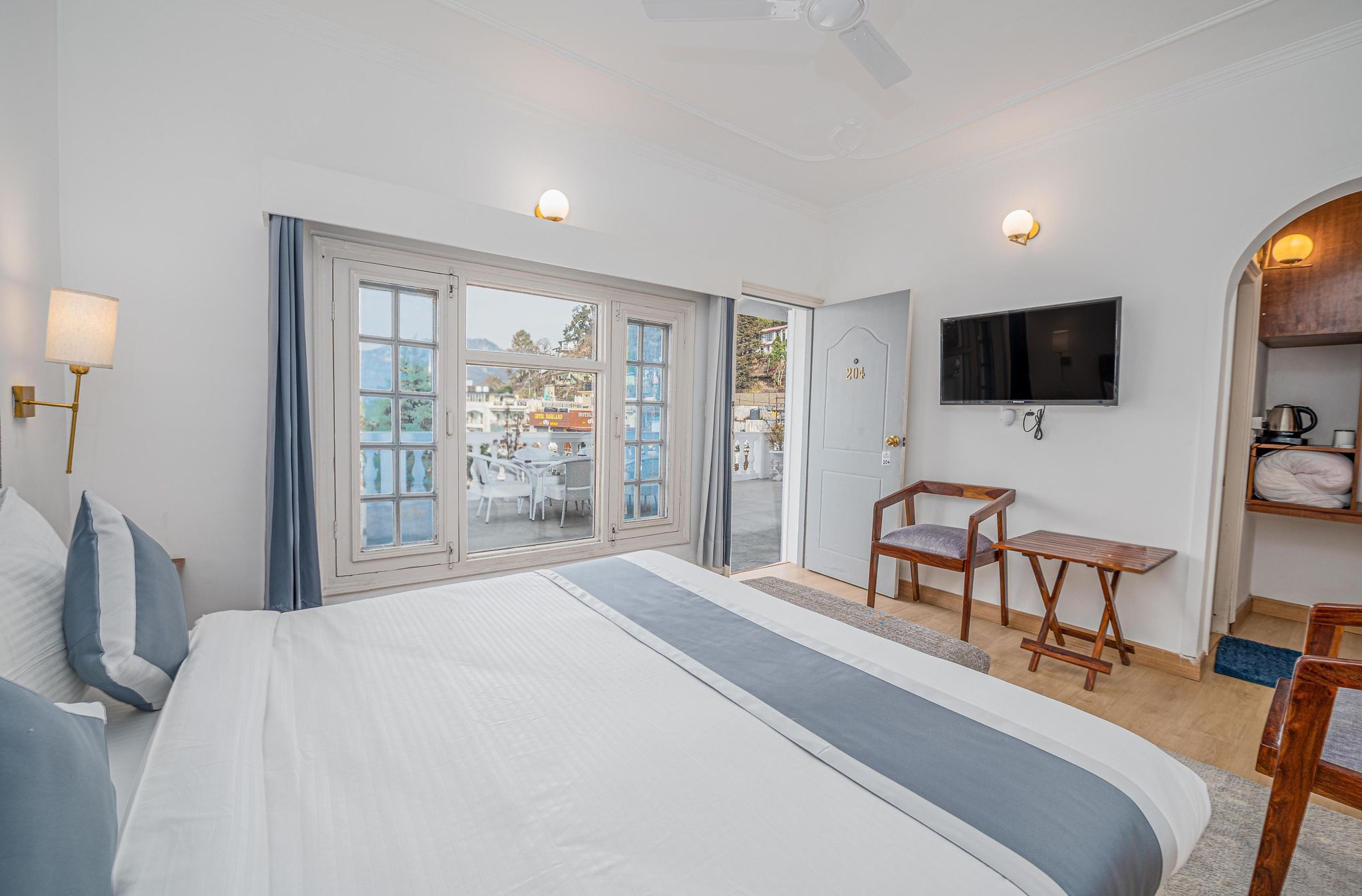 Syona Resort, White House Mussoorie Premium Room with Private Garden 3