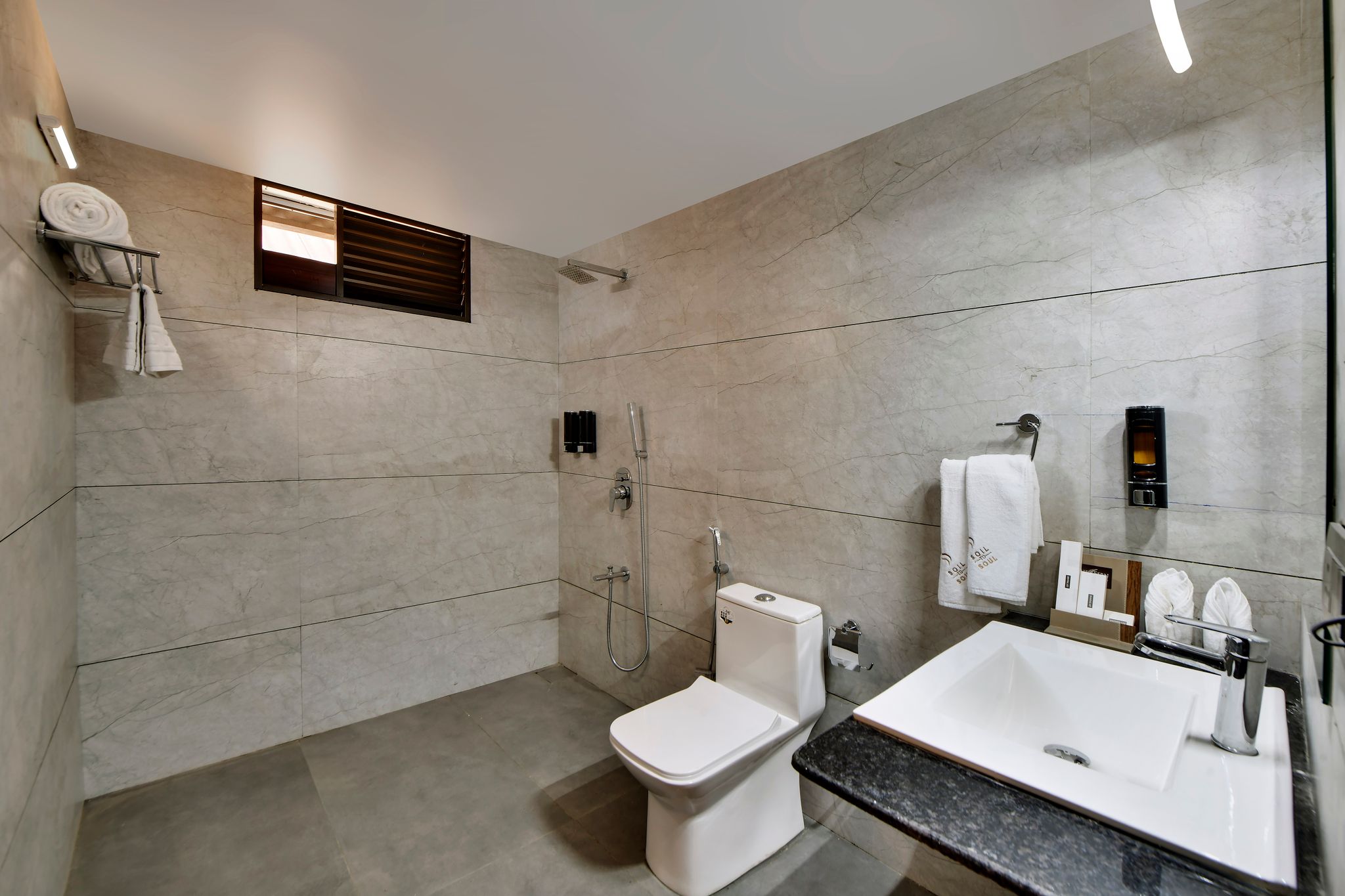 Soil to Soul Resort Statue Of Unity Plunge Pool Cottages(Jasper Rooms) 4