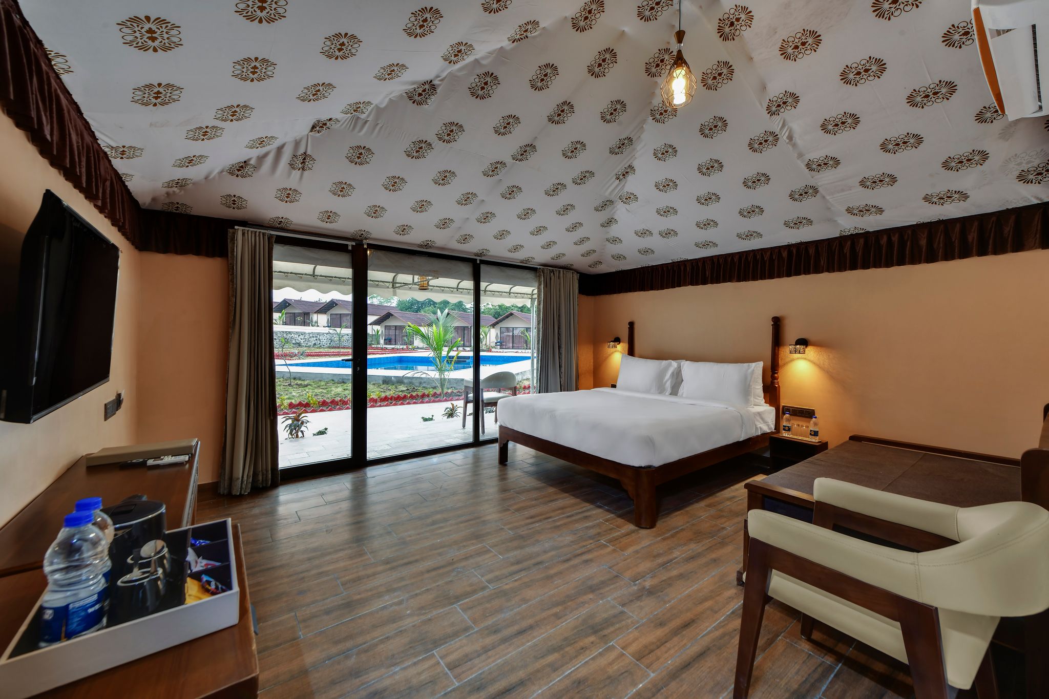 Soil to Soul Resort Statue Of Unity Luxury Swiss Tents (Pebble Rooms)