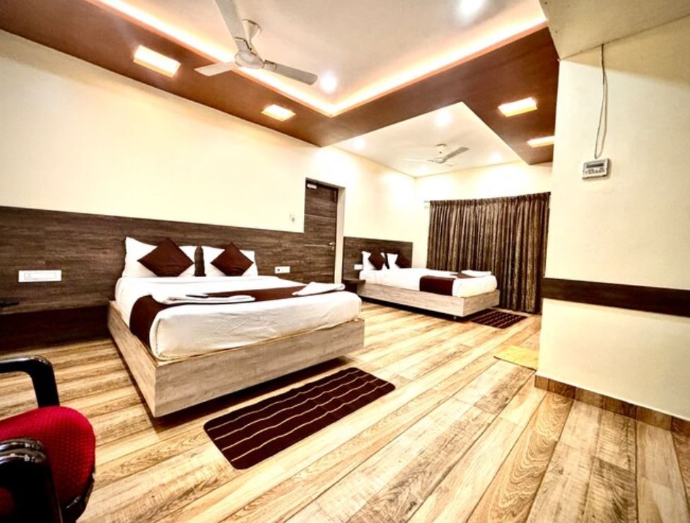 Family Room Executive ( FOUR BED ROOM)