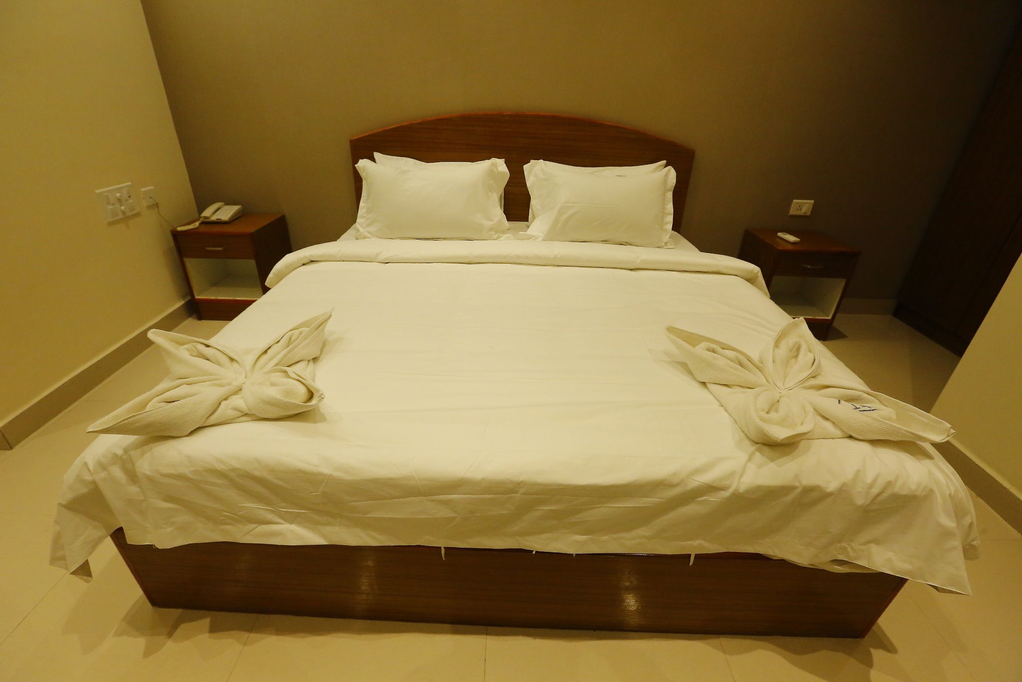 Nitheesh Residency Standard Double Room 3