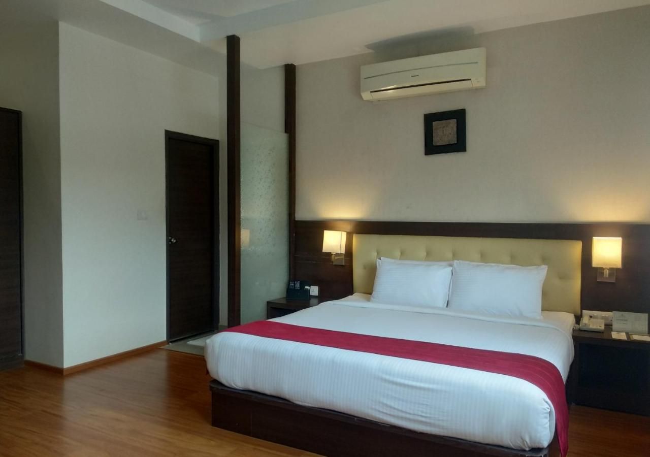 Suite Room