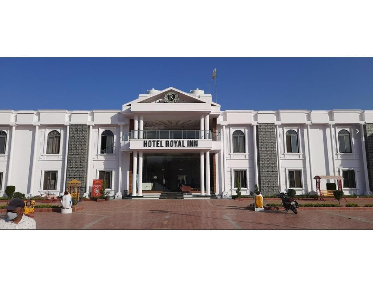 Hotel Royal Inn 