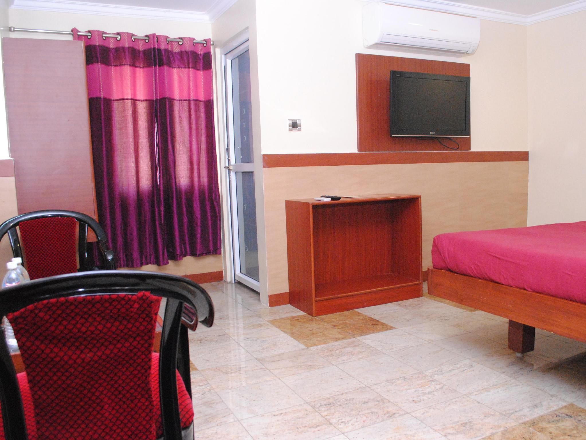 Executive Room