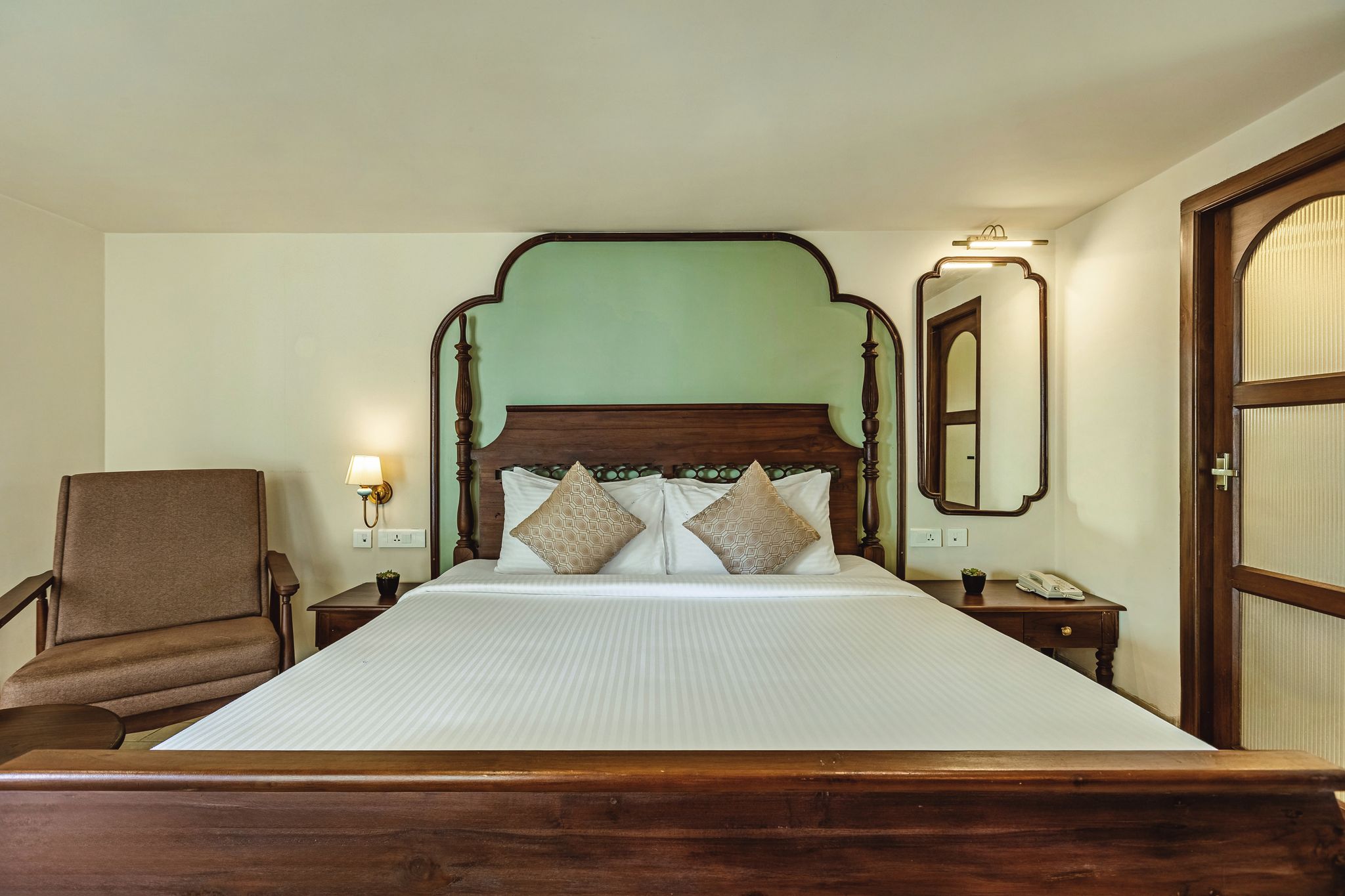 Studio (Room in Basement )