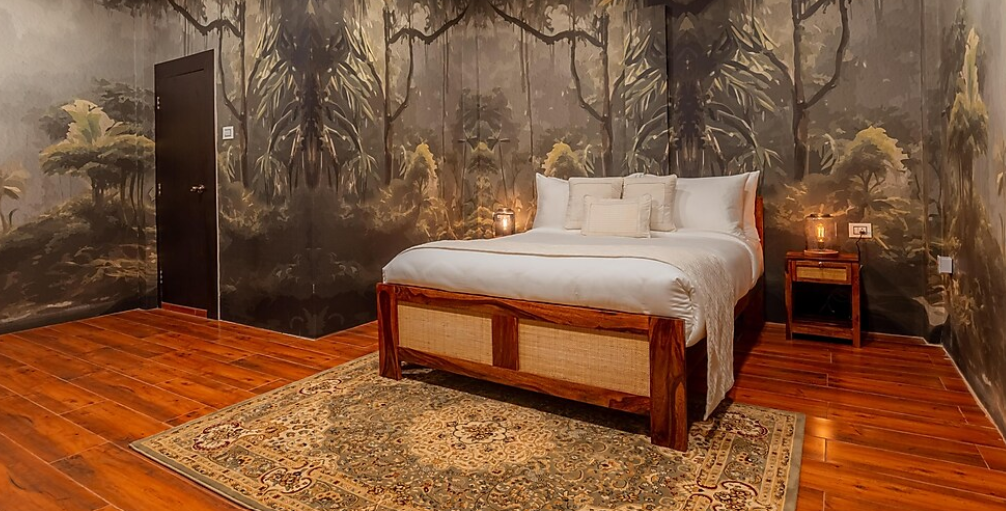 Vintage Bungalow Room