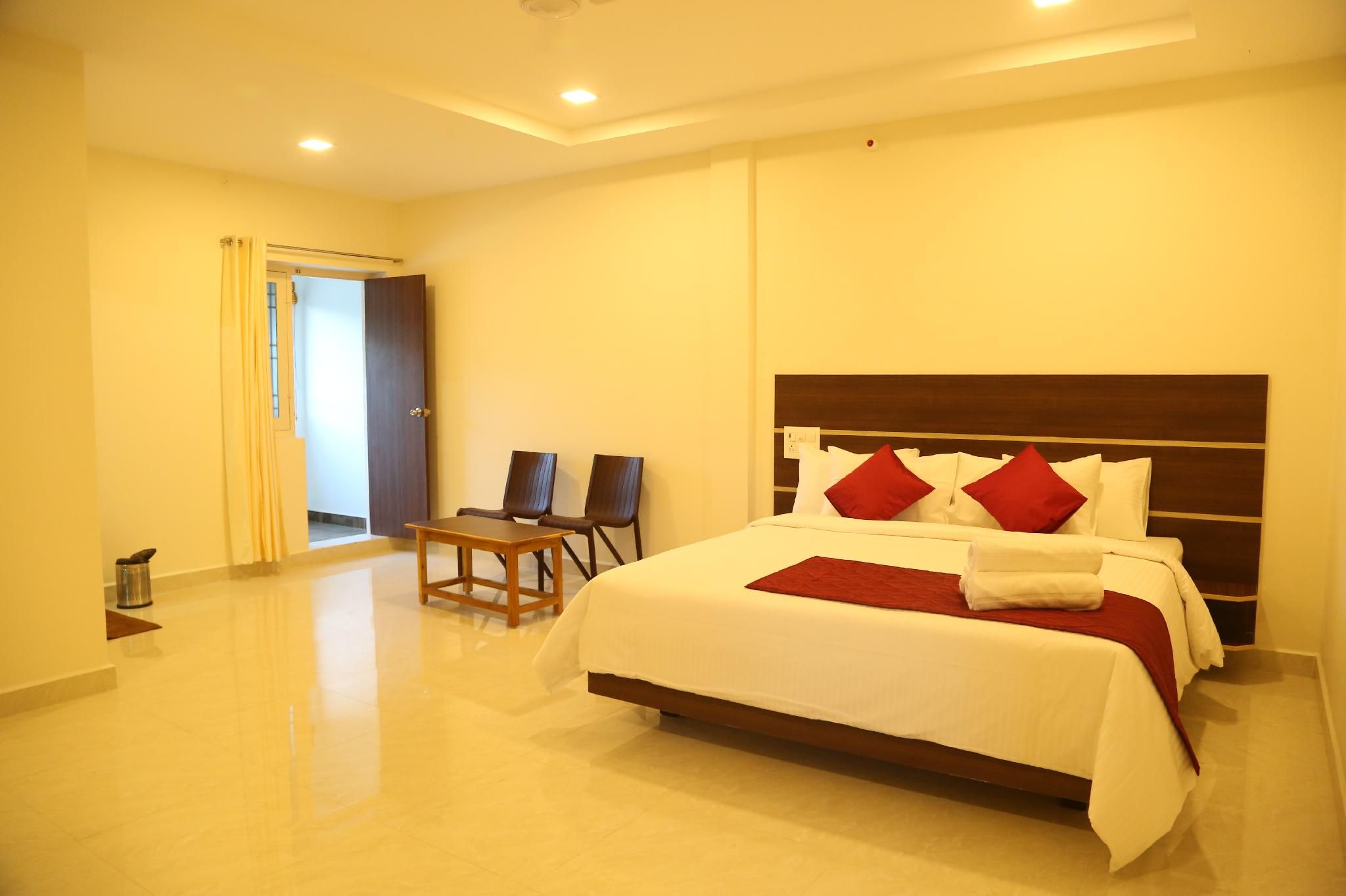 King Room with Balcony