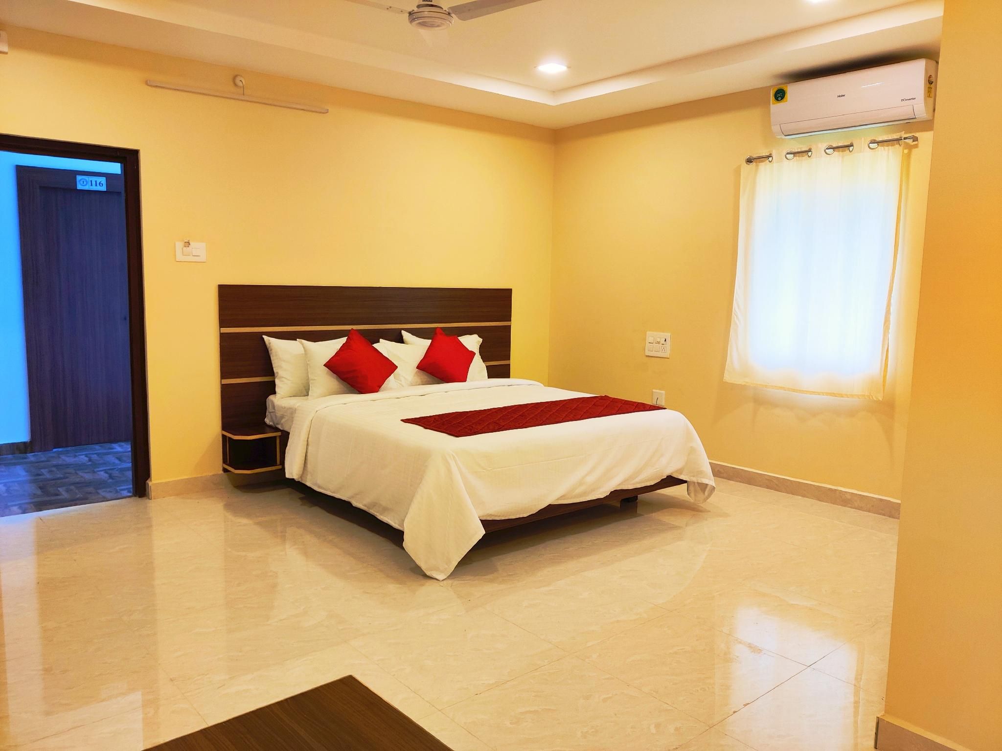 King Room with Balcony