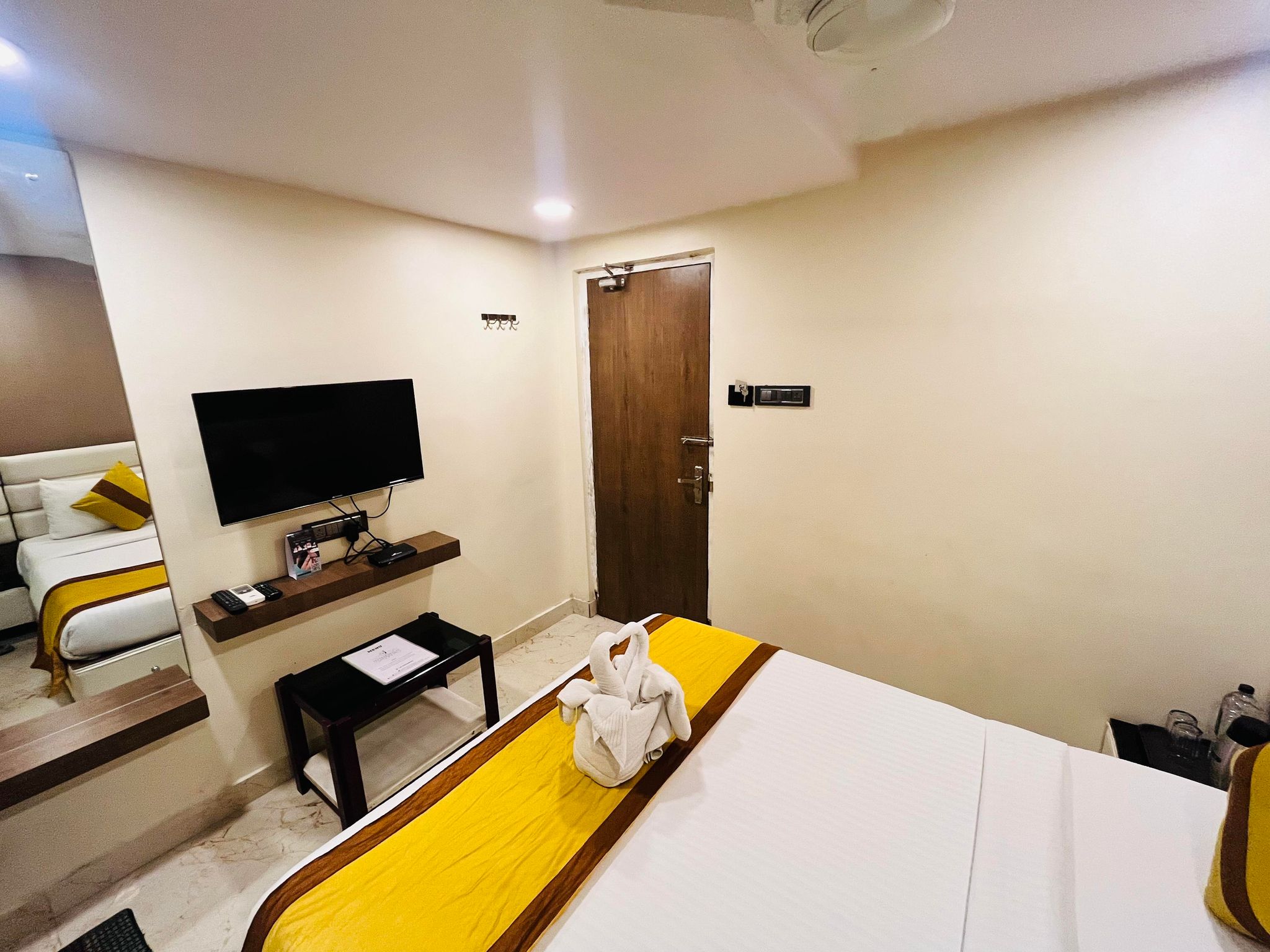Ganesh Bhavan By Vinayak Hotels Classic Double Room 4