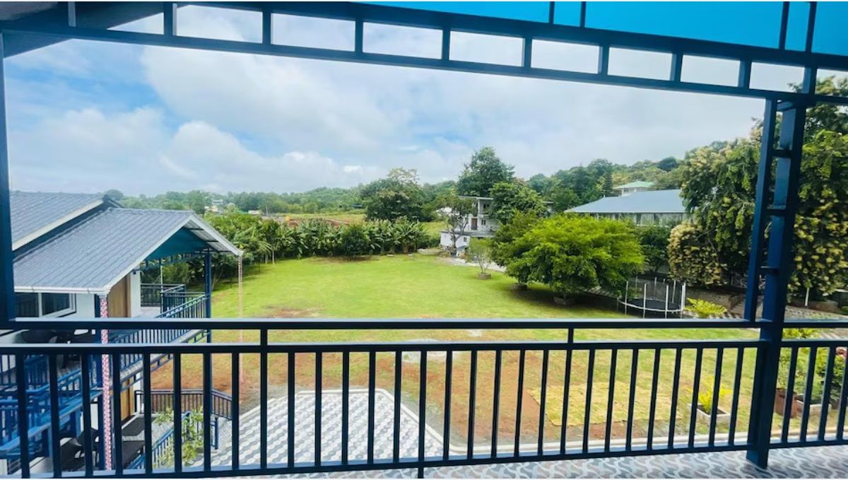 MGM Whispering Wind's Yelagiri Cottage - King Size & Sofa Bed - Sitout 5