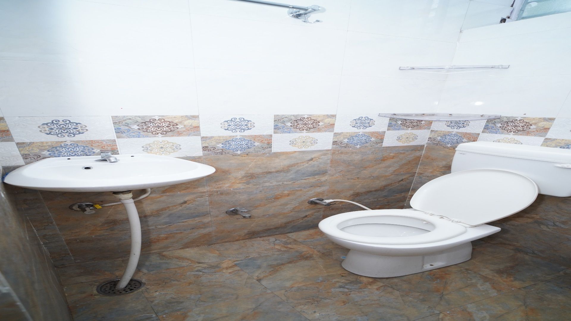 Hotel Apoorv Deluxe Non AC Room 13