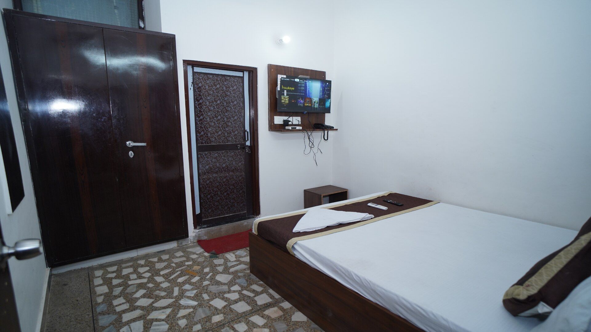 Hotel Apoorv Deluxe Non AC Room 15