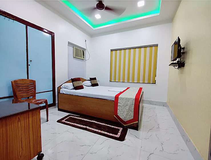 Basic A.C Room with common Bathroom