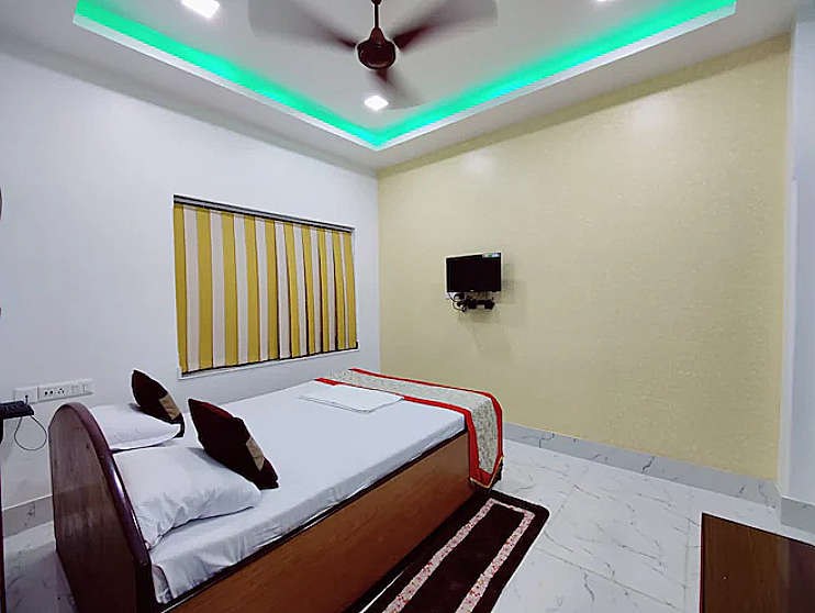 Basic A.C Room with common Bathroom