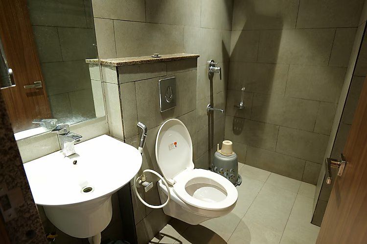 Hotel Galaxy Inn Luxury Room 3