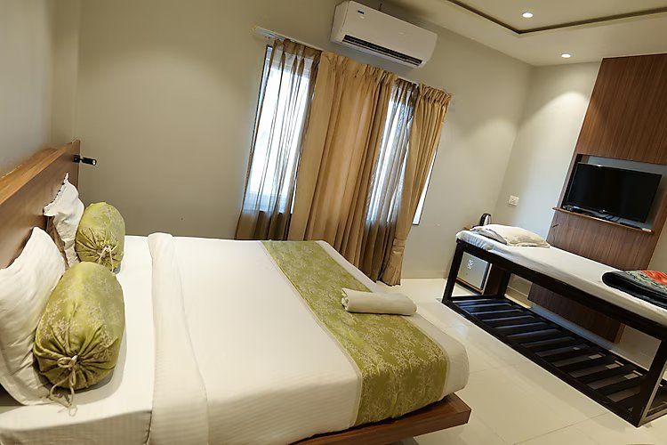 Hotel Galaxy Inn Super Luxury Room 2