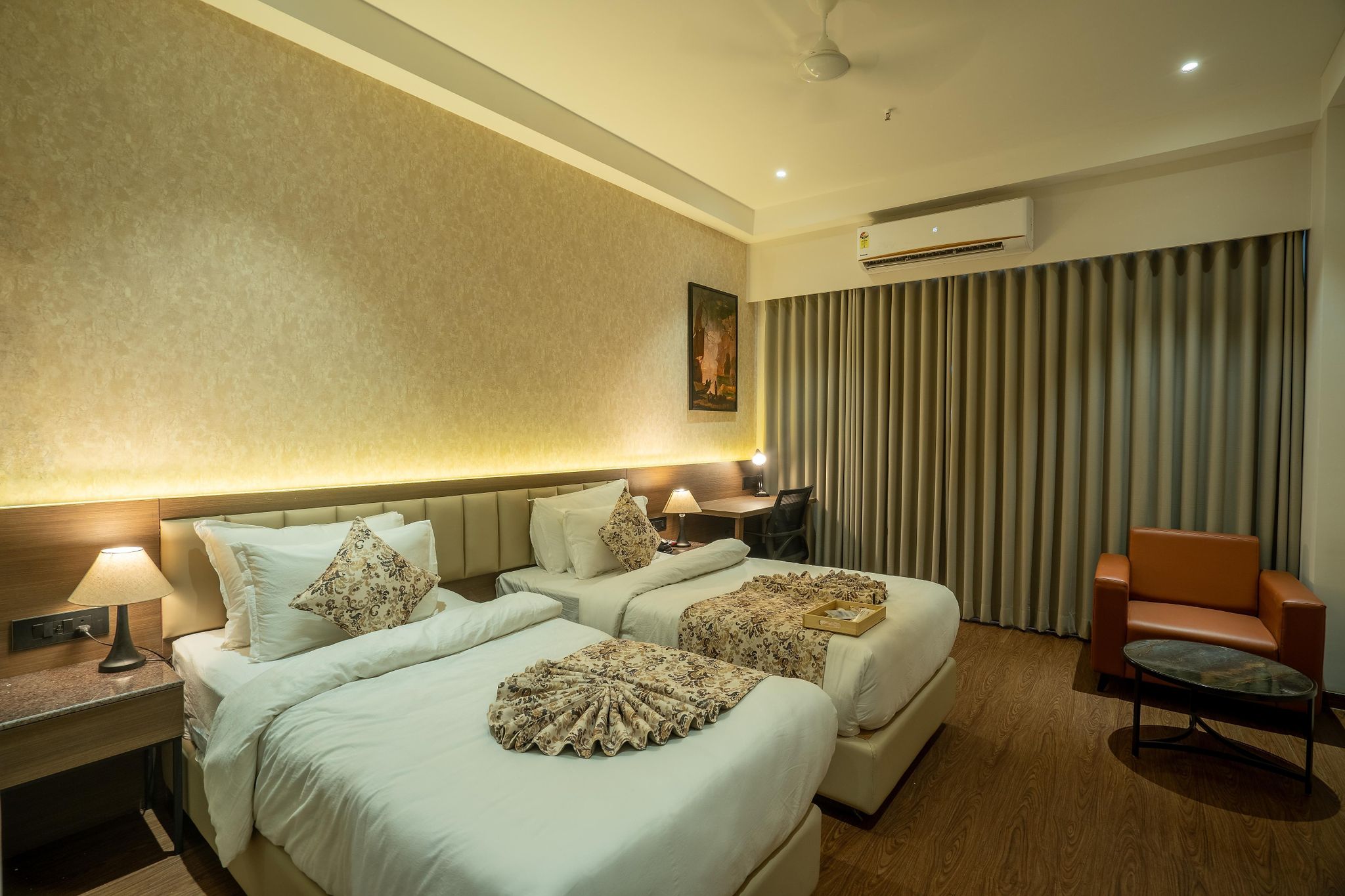 Hotel Mivaante Ahmedabad Executive Twin Room
