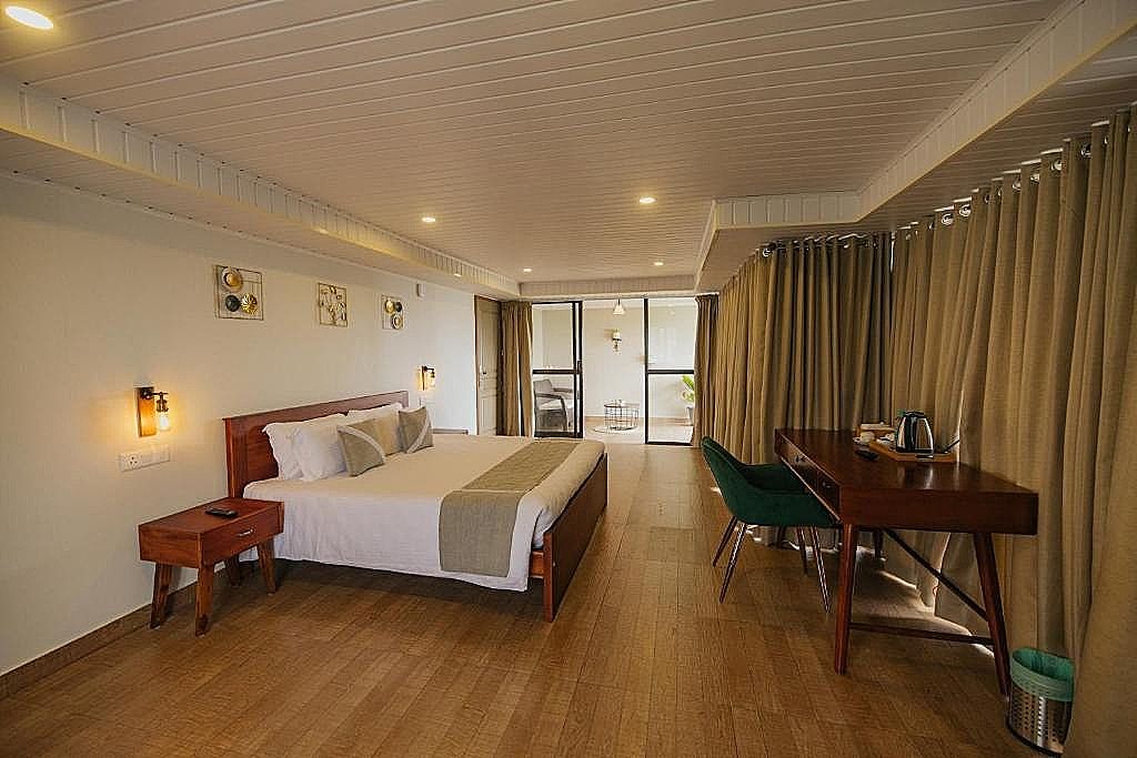 Suite Room with balcony 