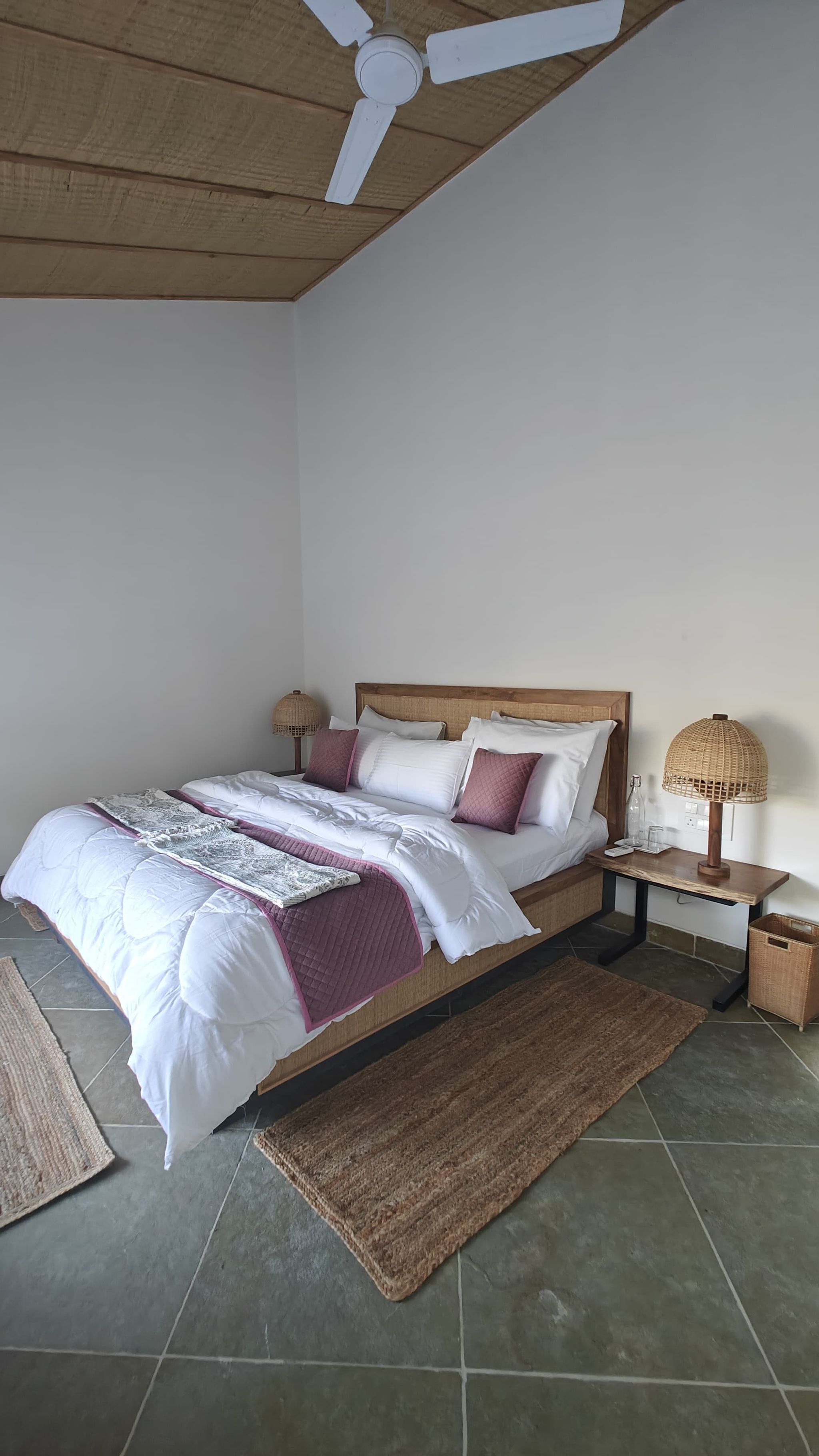 Hibiscus ( Gudhal ) - Modern Cottage With Open Air Shower & Pool View