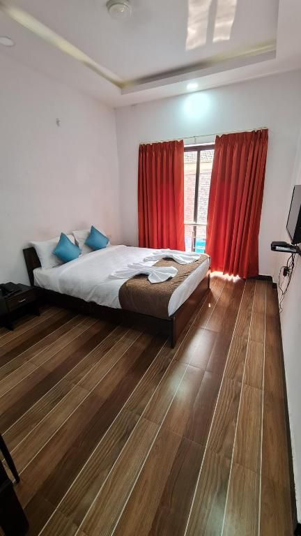 Bellagio Baga LLP Deluxe Double Non A/c 3