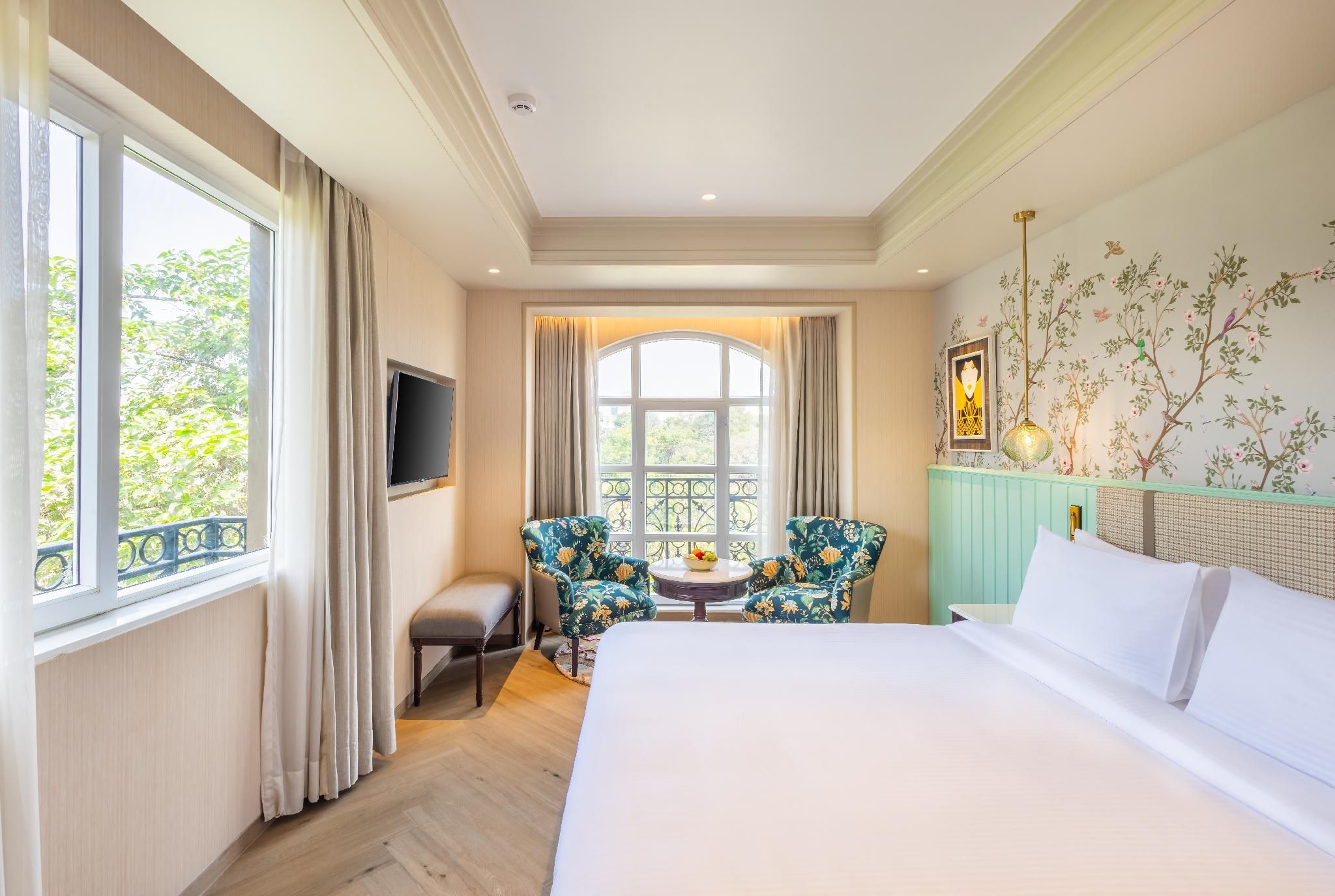 Executive Room