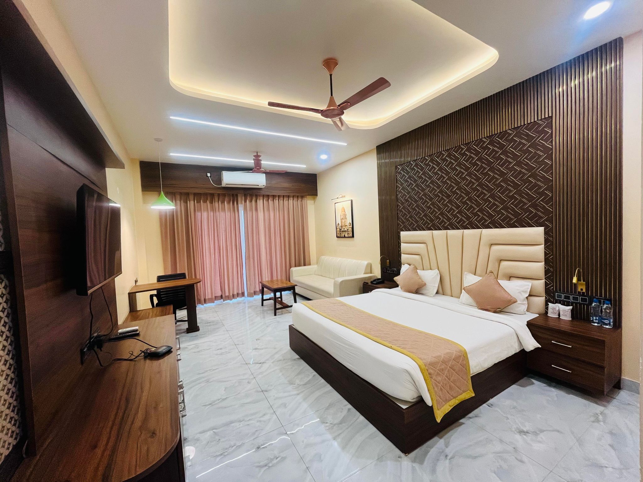 Harsh Garden Premium Room 4