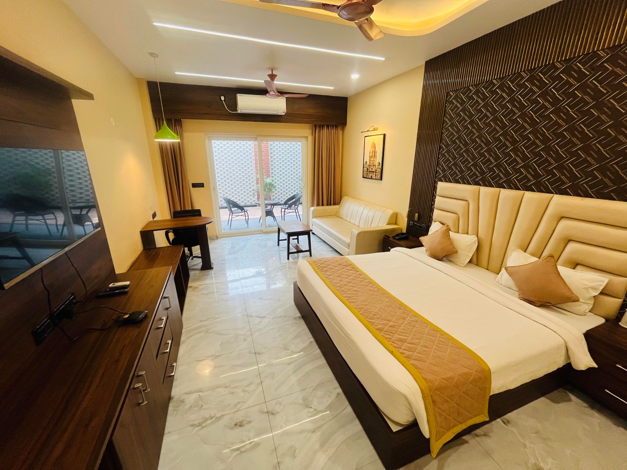 Harsh Garden Executive Room 5