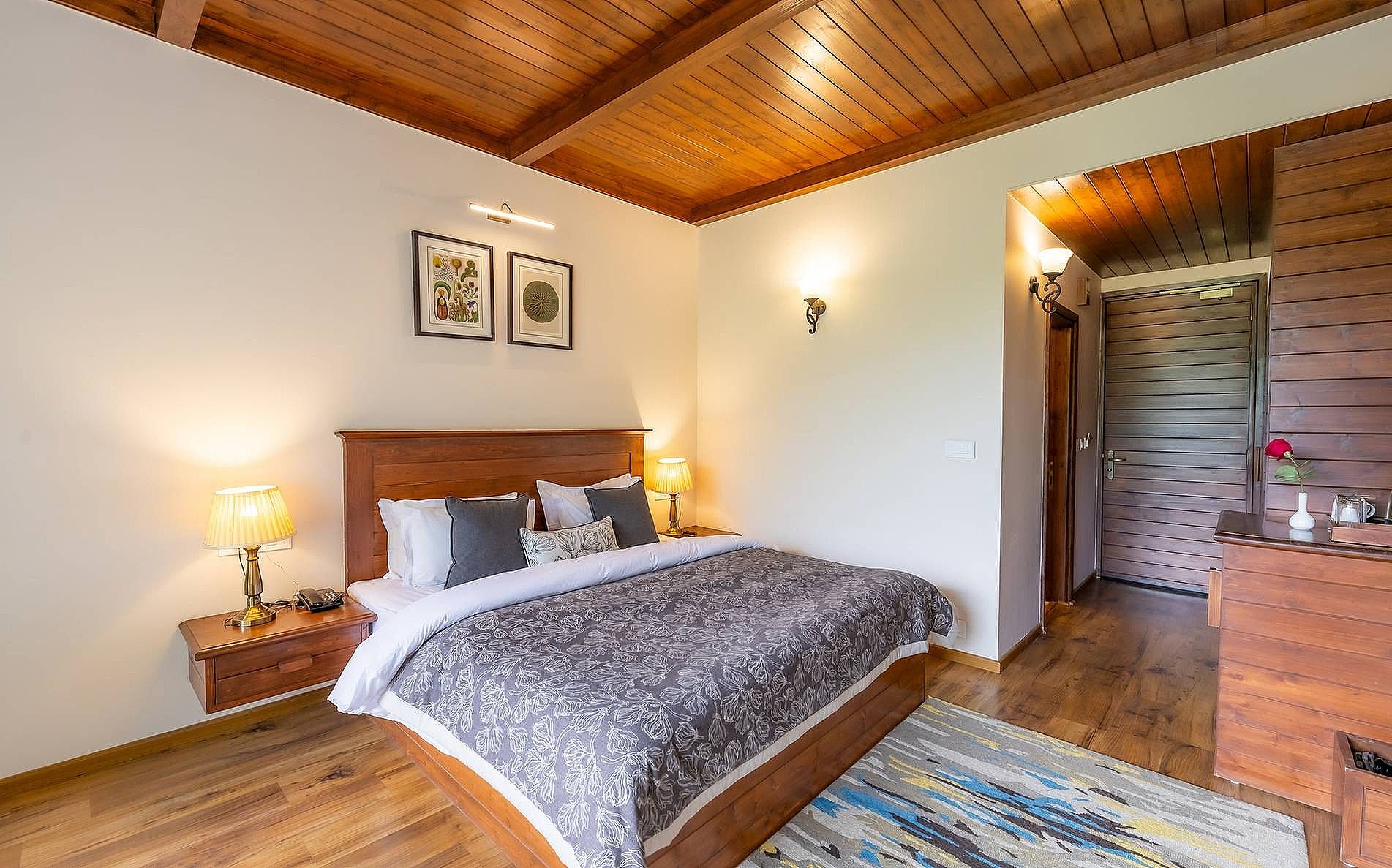 Bedzzz Xclusiv Baikunth, Manali by Leisure Hotels (650 m from Hidimba Devi Temple) Superior Room