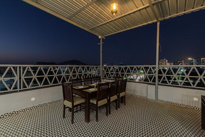 Vaibhavya Hotel & Restaurant