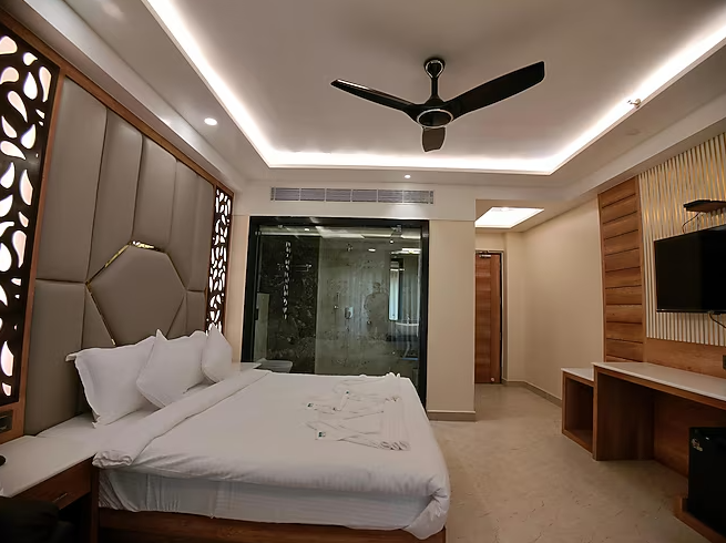 AGM Grand Hotel and Spa Classic Room 5