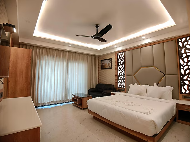 AGM Grand Hotel and Spa Classic Room 6