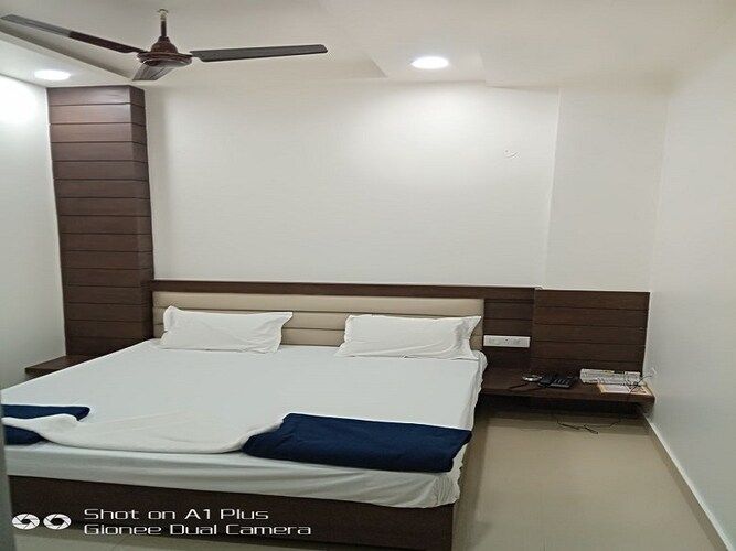 AC Deluxe Rooms