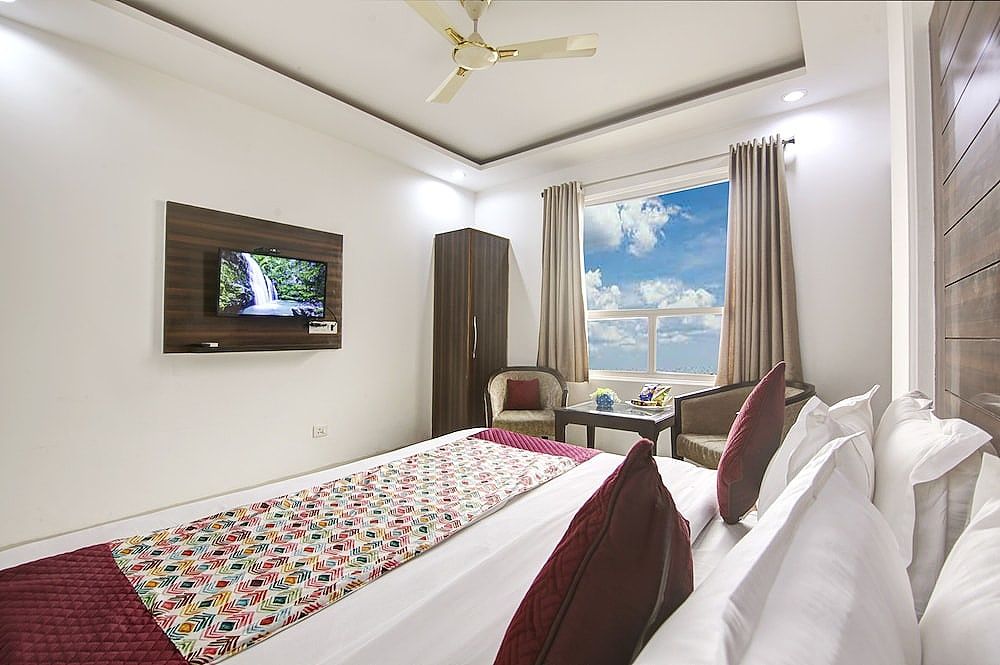 Hotel Chanakya Inn Classic Double Room 2