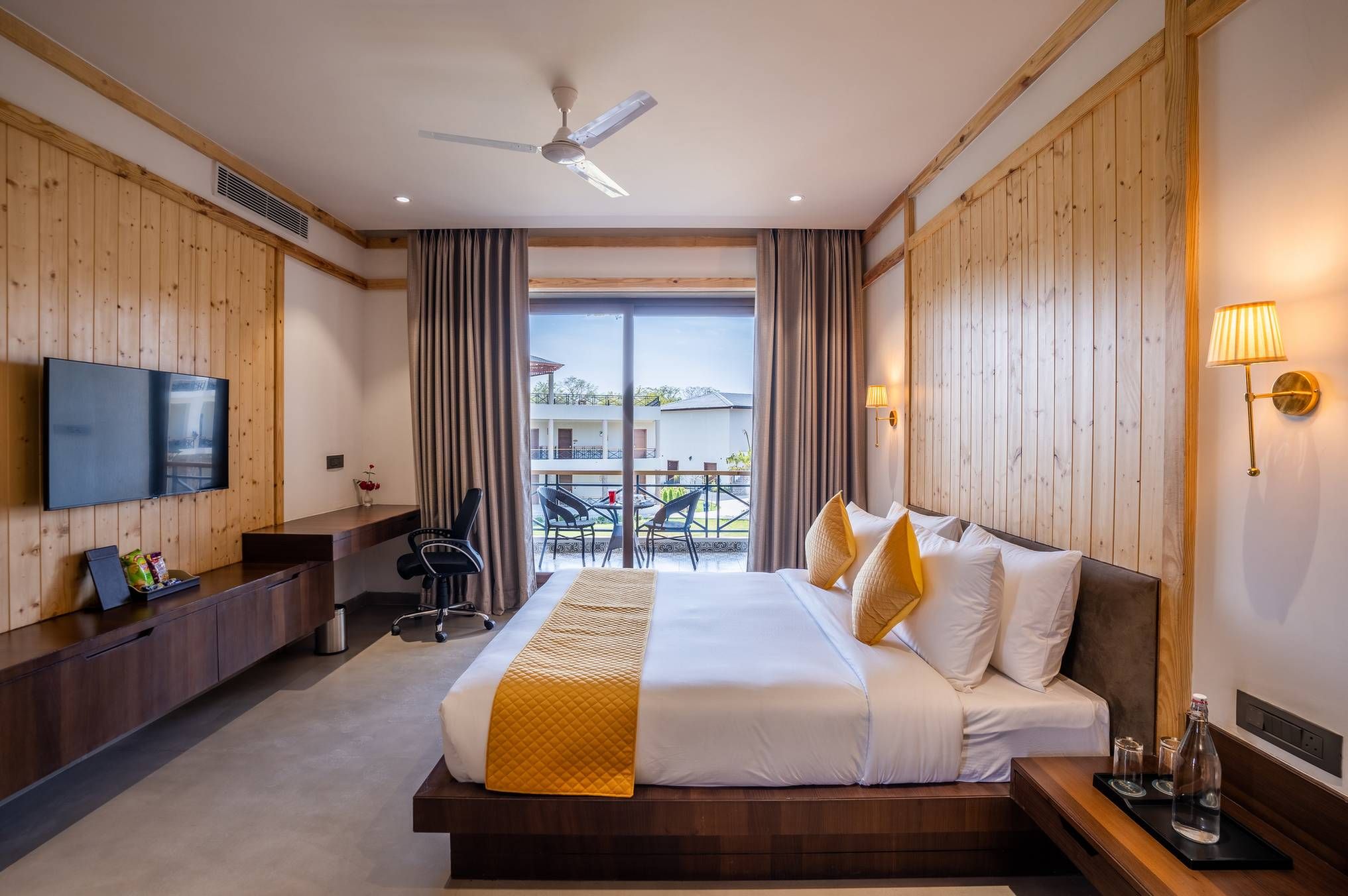 Superior Jacuzzi Garden View Room