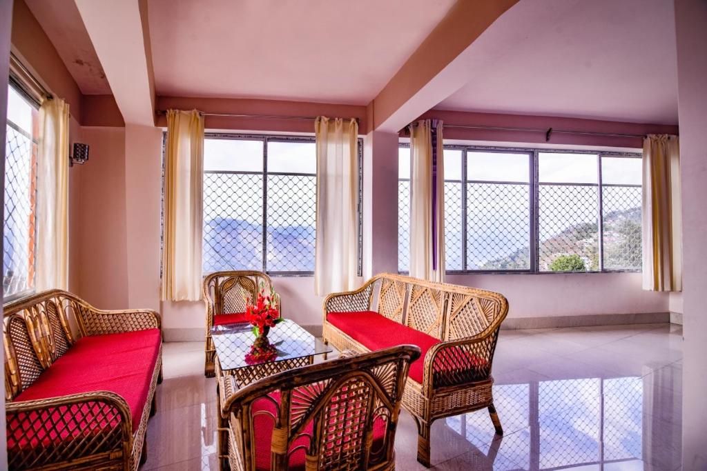 Super Deluxe View Room