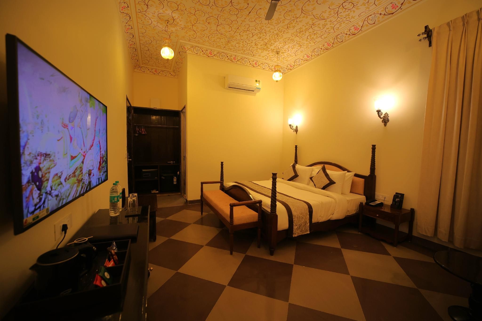 Bedroom