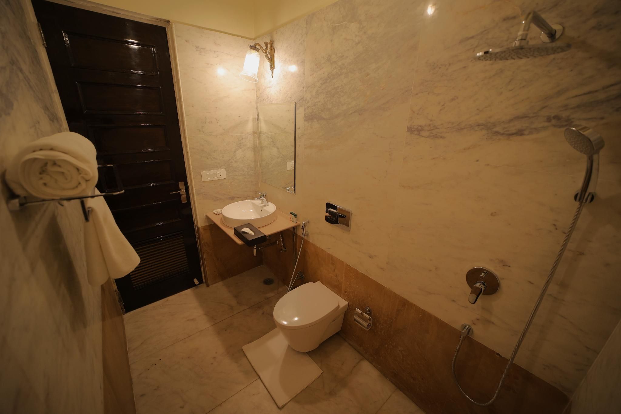 Kesarbagh Palace Super Deluxe Room 2