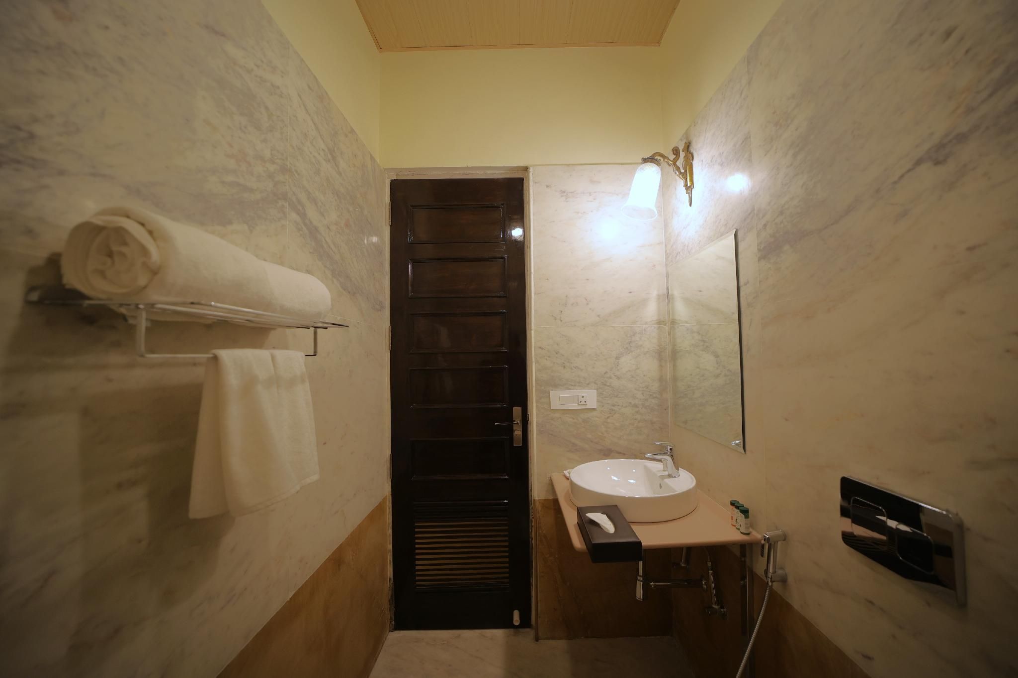 Kesarbagh Palace Super Deluxe Room