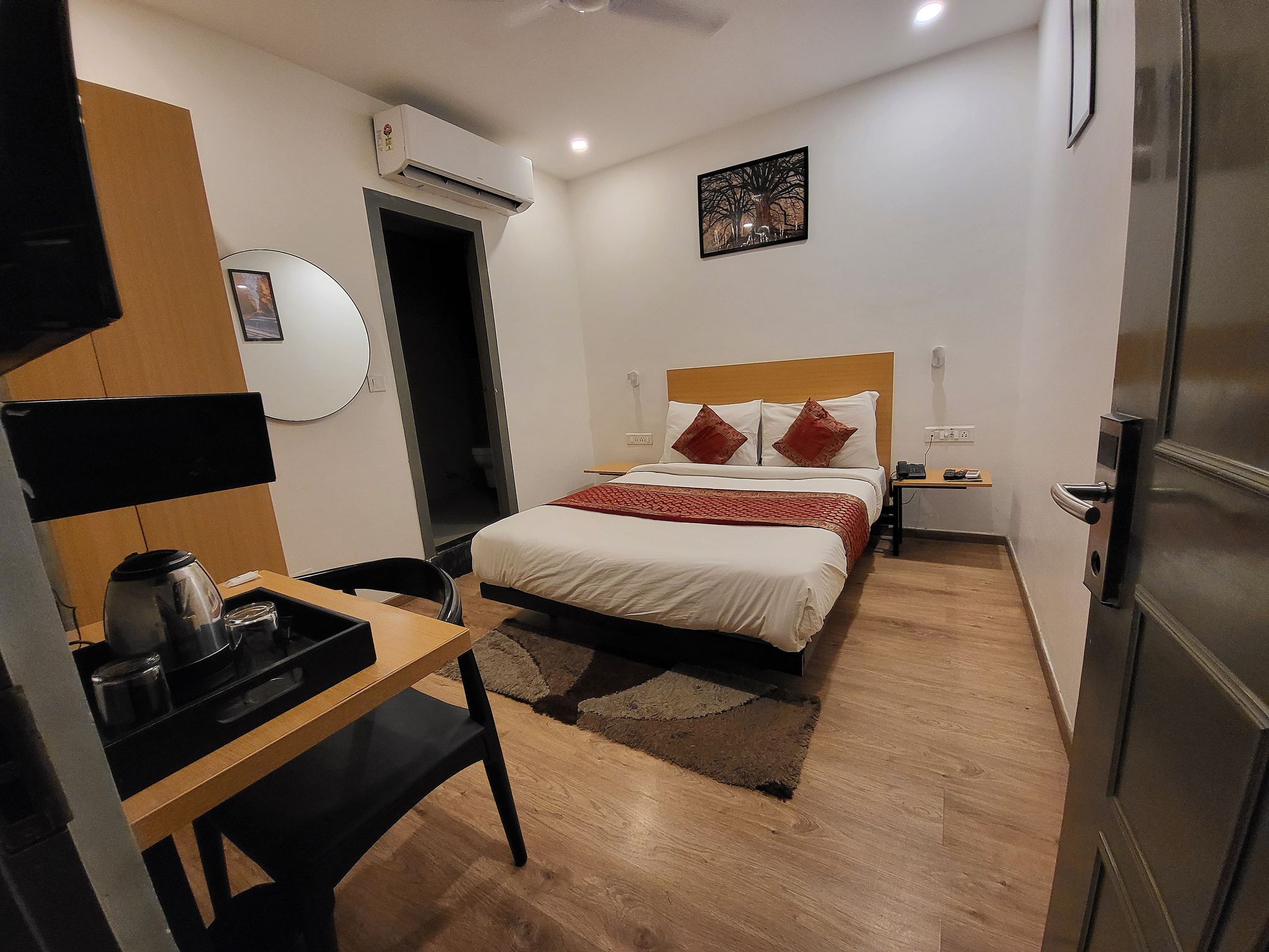 Deluxe Room with Balcony