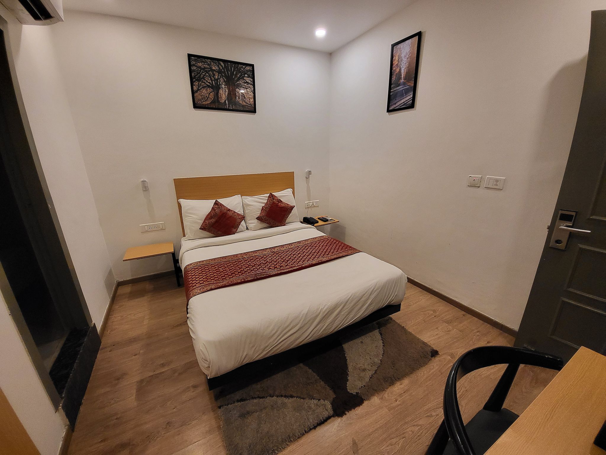 Deluxe Room with Balcony