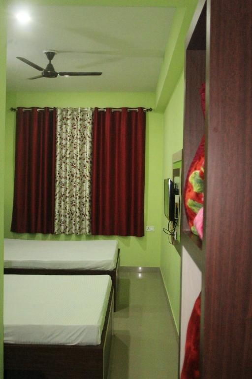 Standard 4 Bed AC Room