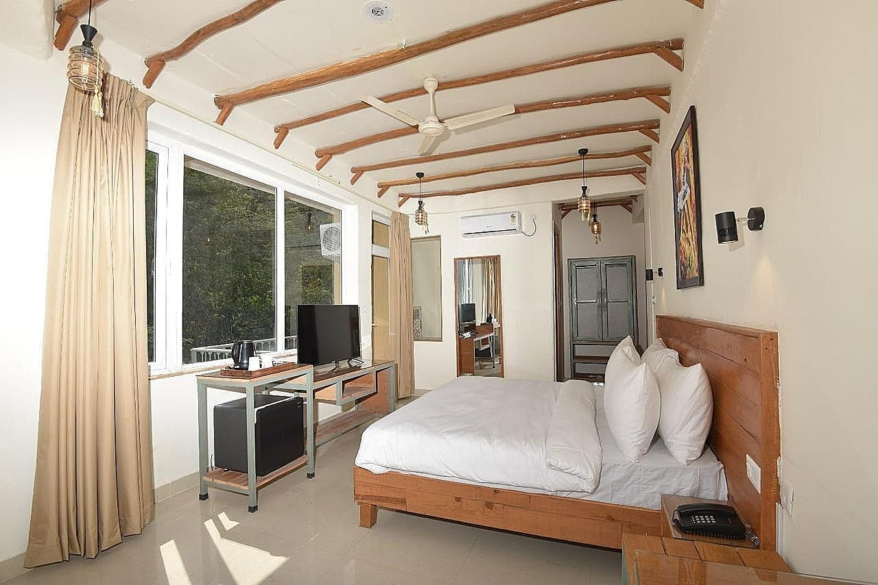 Luxury Room with Mountain View and Forest View