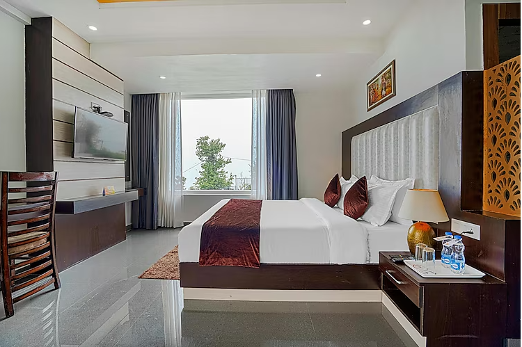 Aliza Executive Rooms Sunset View with Private Balcony