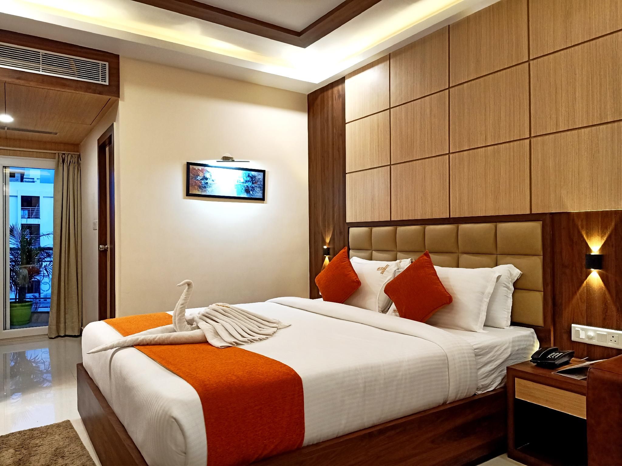 Luxury Suite