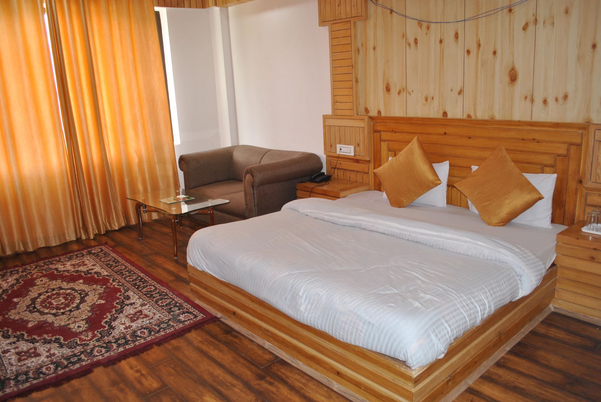 Hotel Natraj International Patnitop Deluxe valley view rooms 3