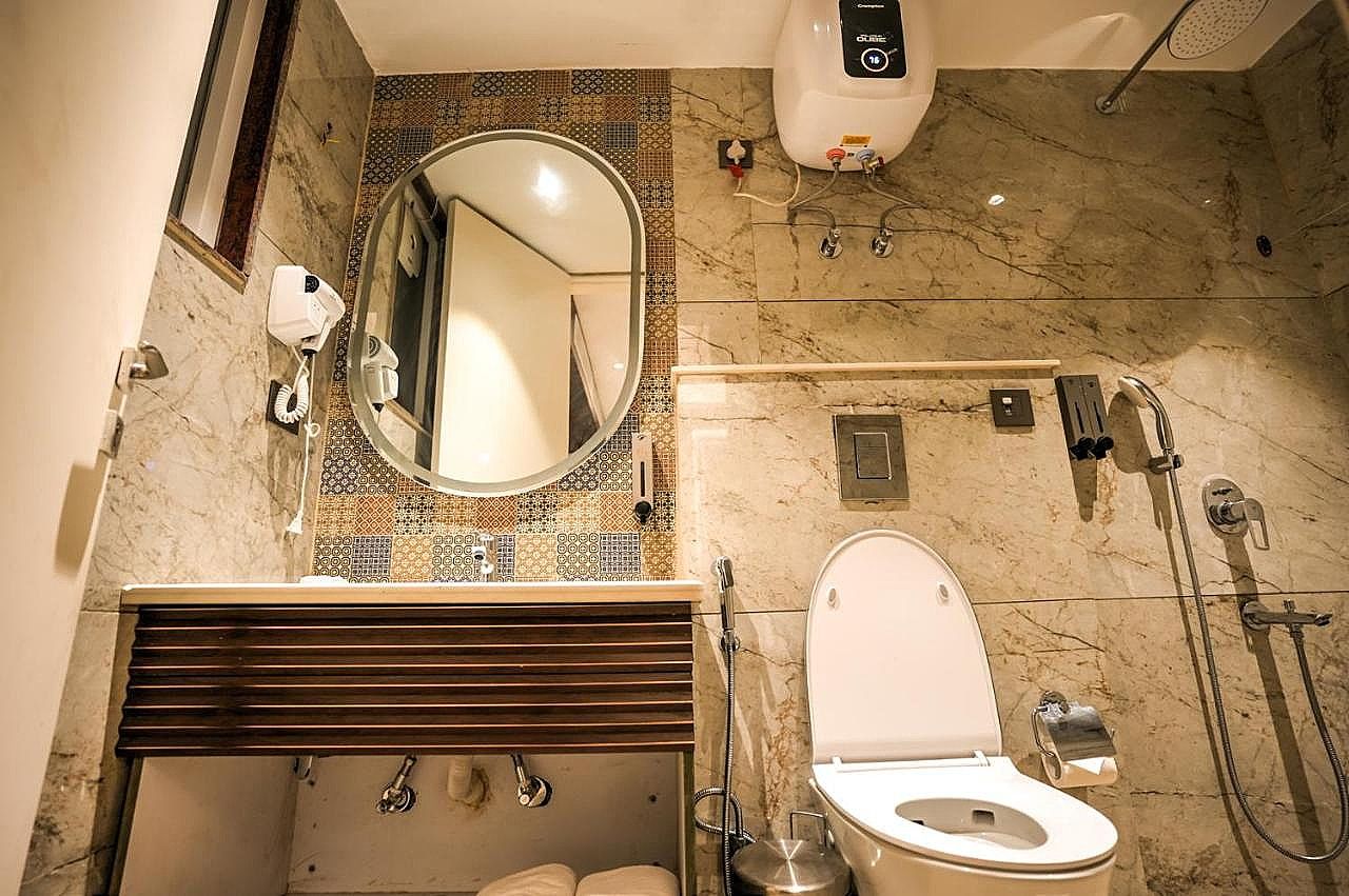 Atithi House Standard Room - King Bed 3