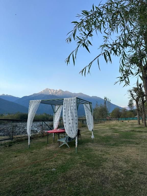 Posh Luxury Camps Pahalgam - By The River