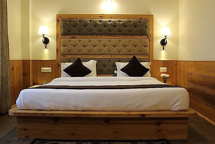 Platinum Room